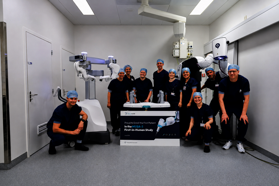 Microsurgery robot makes complex procedures more accessible 